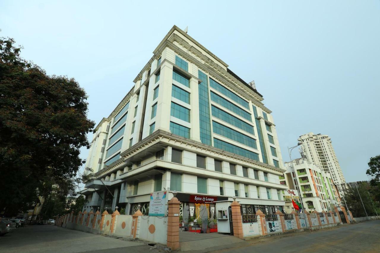 The Byke Suraj Plaza Pure Veg, Тане Екстериор снимка